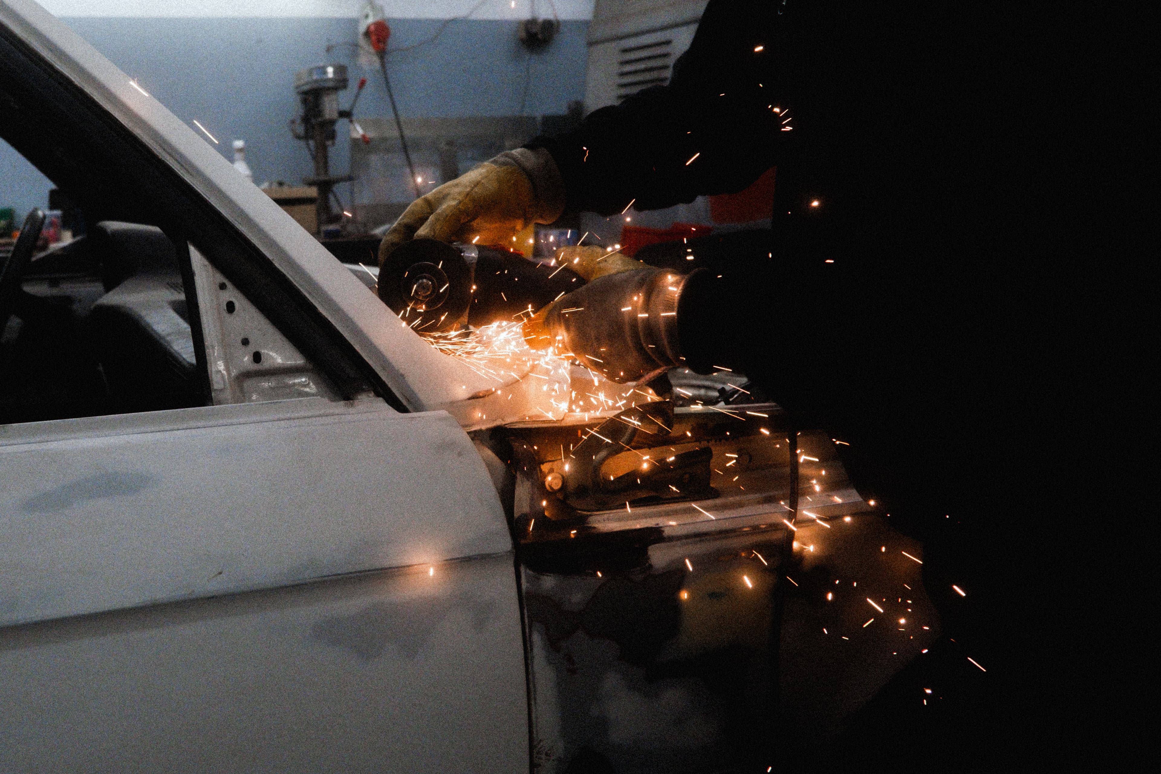 Autoglas-Reparaturen